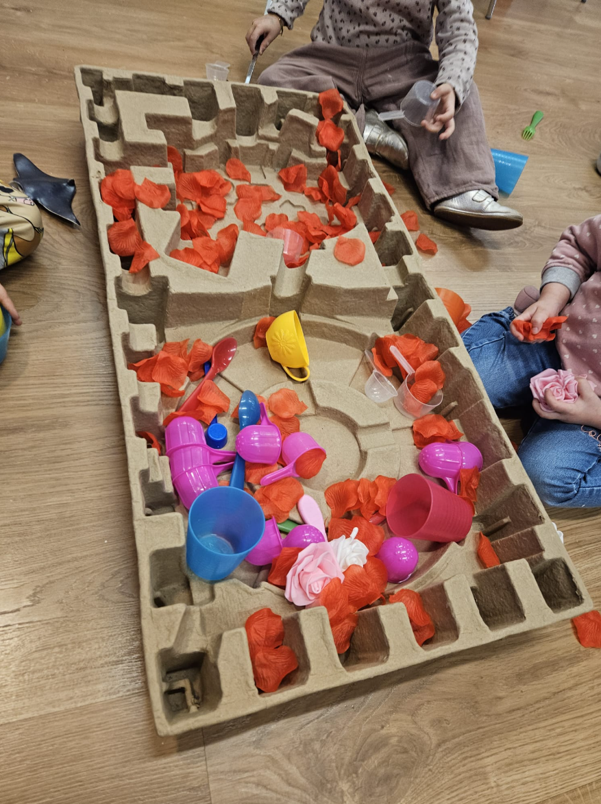 Activités sensorielles en crèche privée Valais